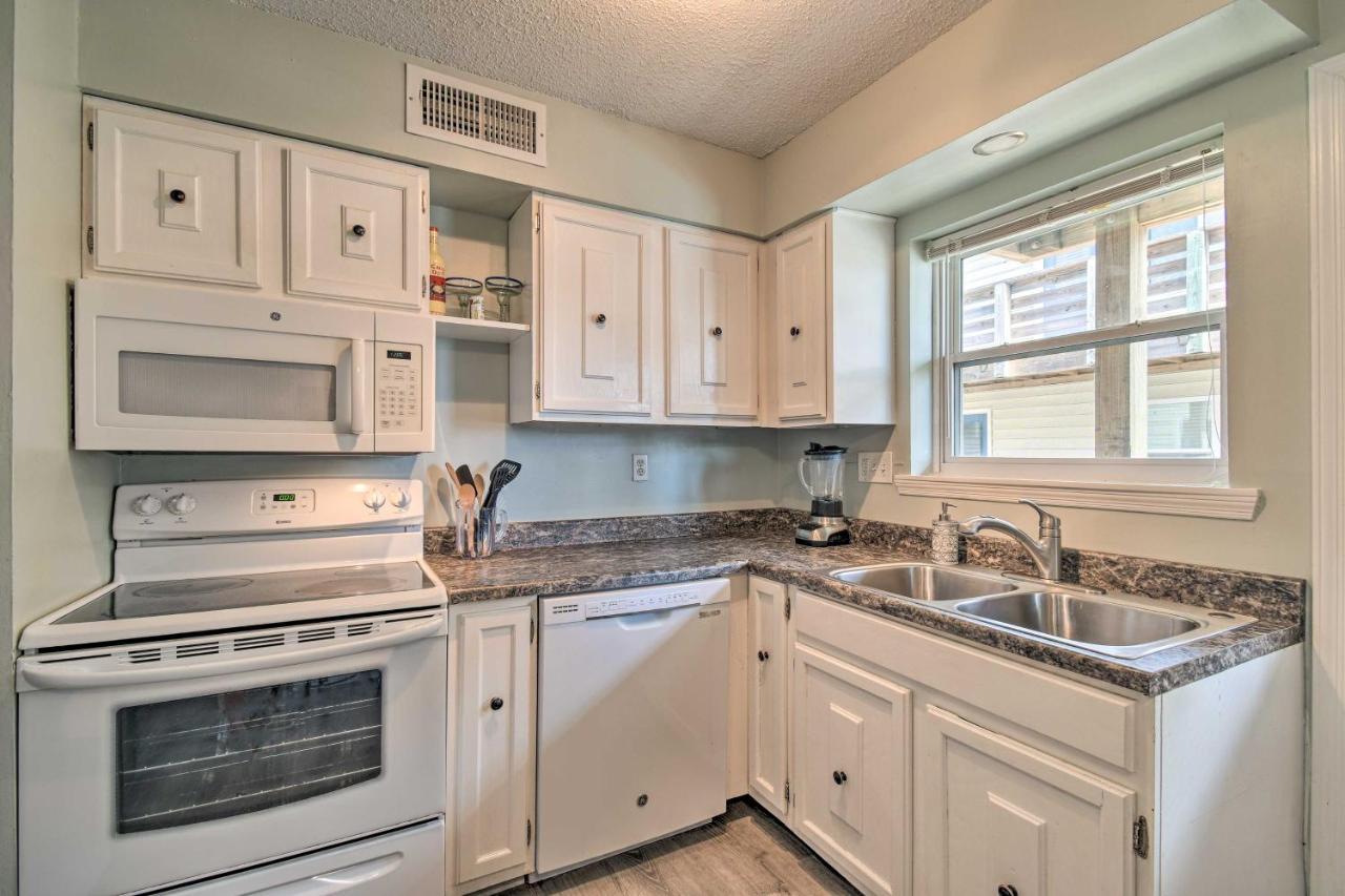 Gulf Shores Condo With Pool And Grill Walk To Beach! Zewnętrze zdjęcie