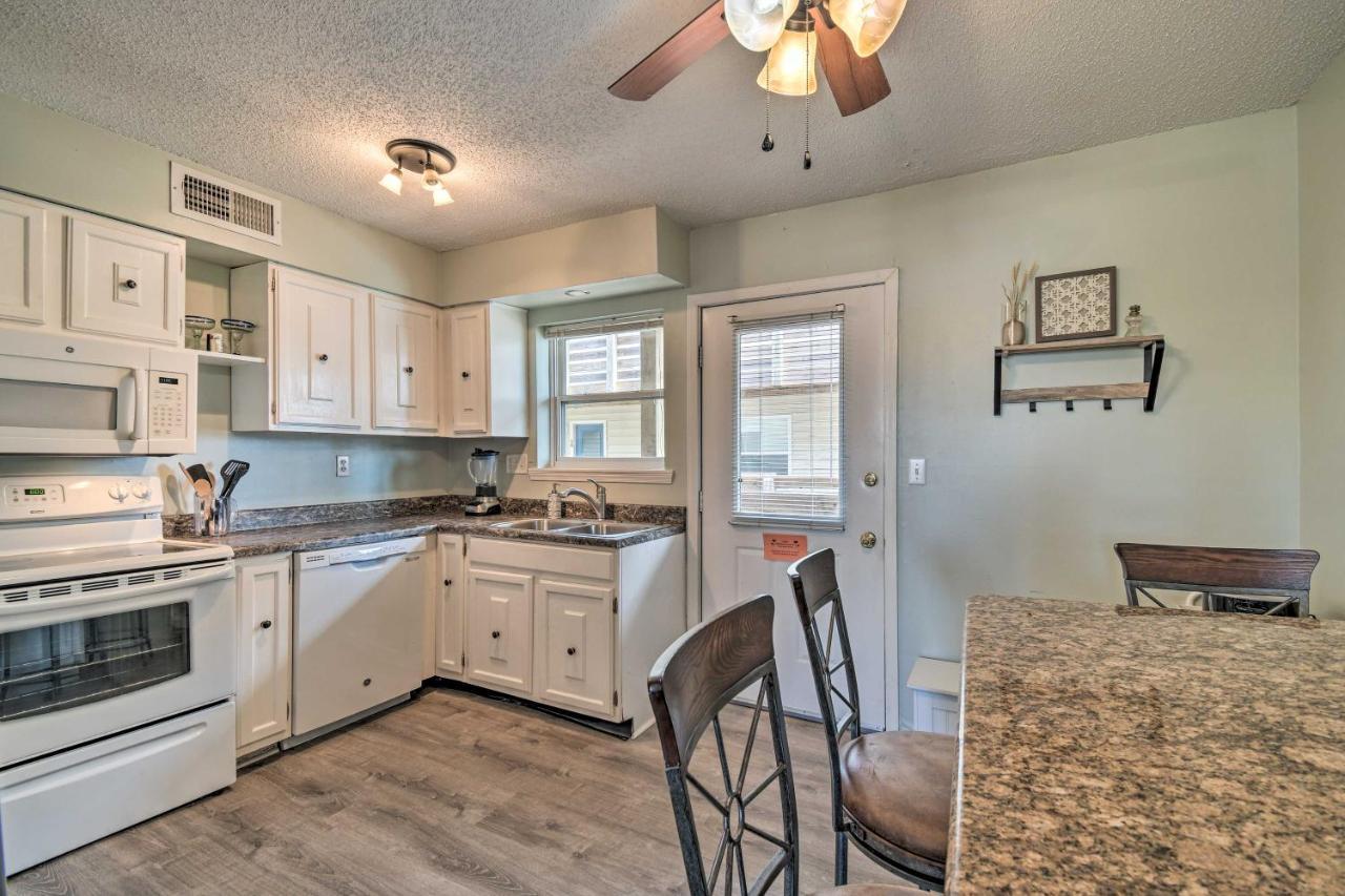 Gulf Shores Condo With Pool And Grill Walk To Beach! Zewnętrze zdjęcie